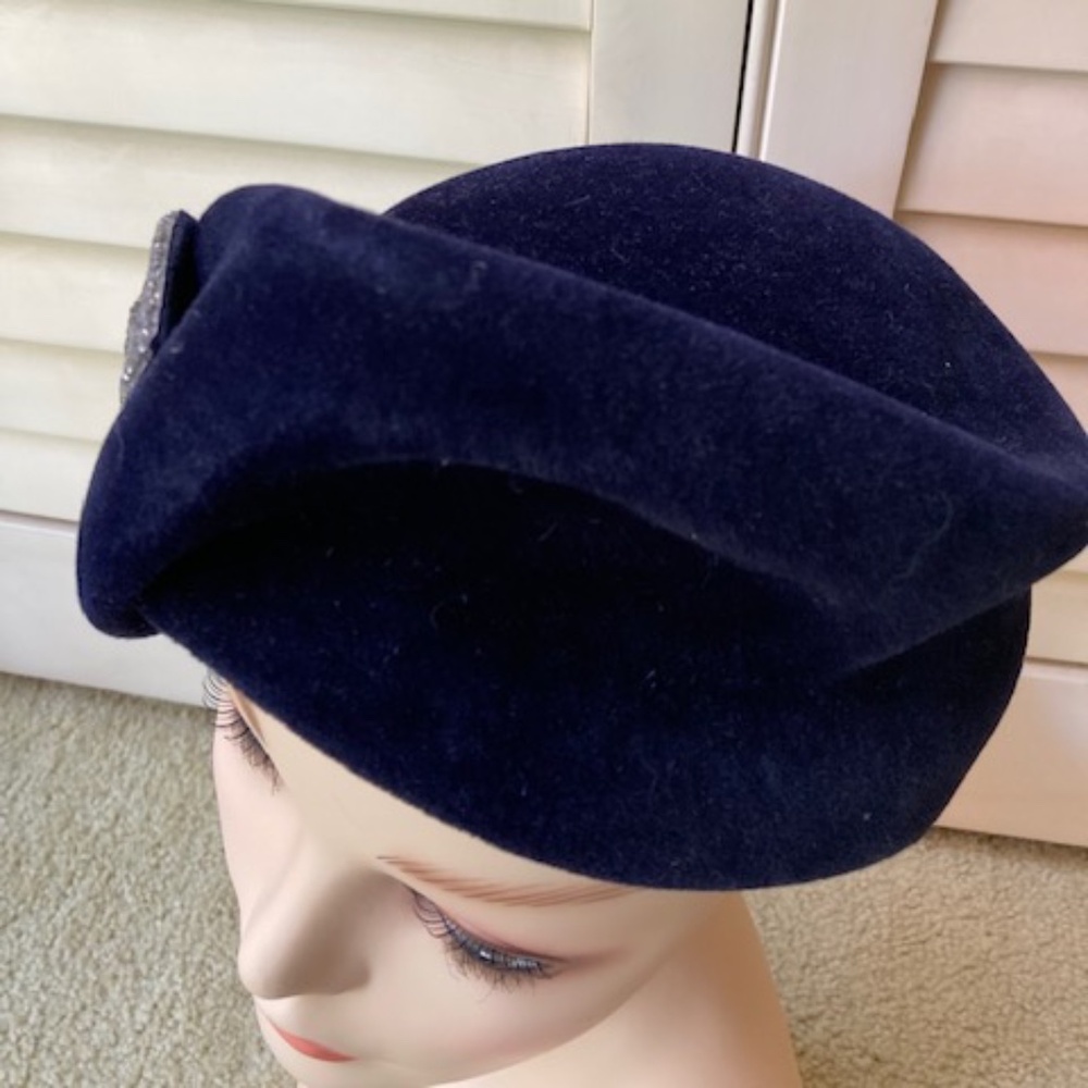 Vintage Navy Blue Carol Hat from Italy - Picture 6 of 15